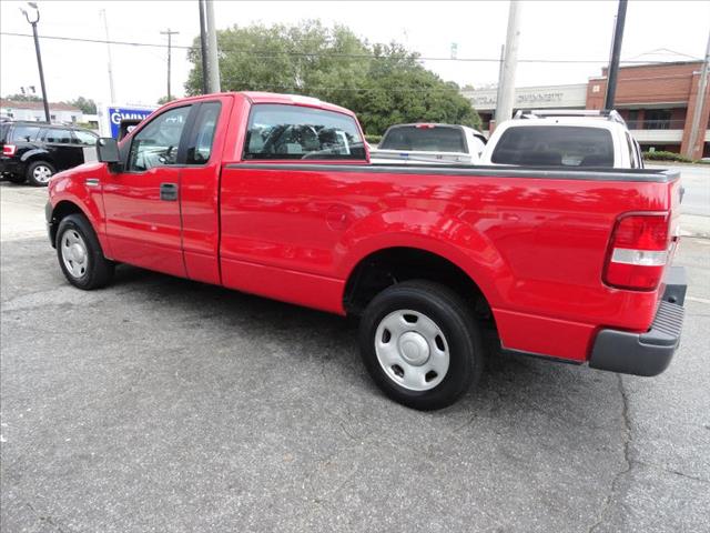 2006 Ford F150 Crew Cab Short Box 2-wheel Drive SLE