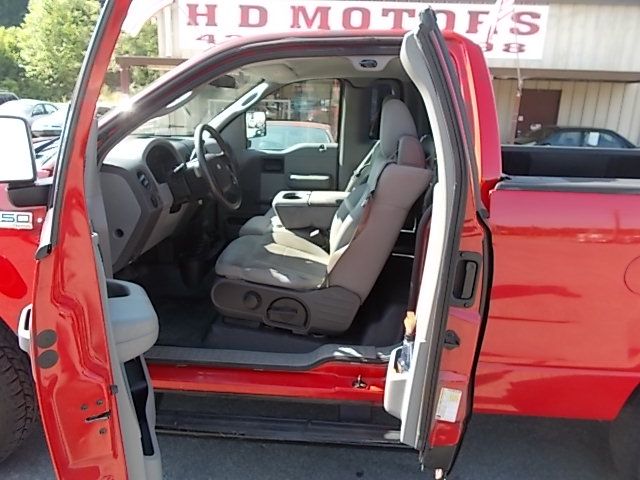 2006 Ford F150 REG CAB 119.