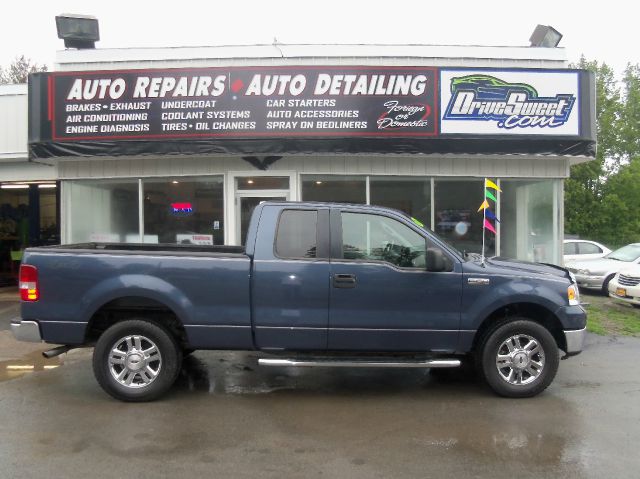 2006 Ford F150 XL 2WD Reg Cab