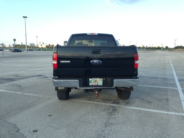 2006 Ford F150 XL 2WD Reg Cab