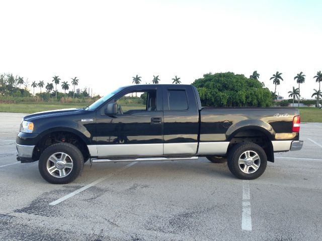 2006 Ford F150 XL 2WD Reg Cab