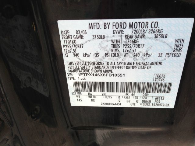 2006 Ford F150 XL 2WD Reg Cab