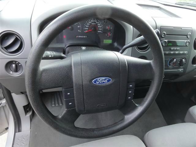 2006 Ford F150 LX V6 Coupe