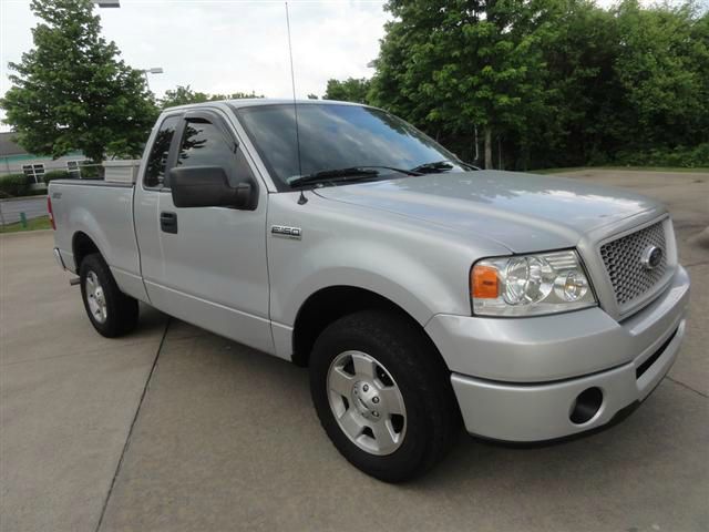 2006 Ford F150 LX V6 Coupe