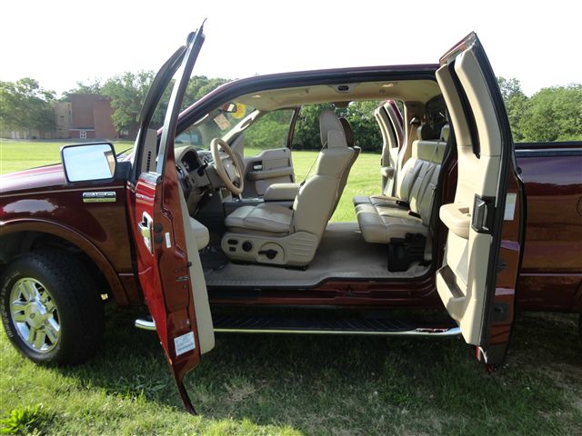 2006 Ford F150 XL 2WD Reg Cab