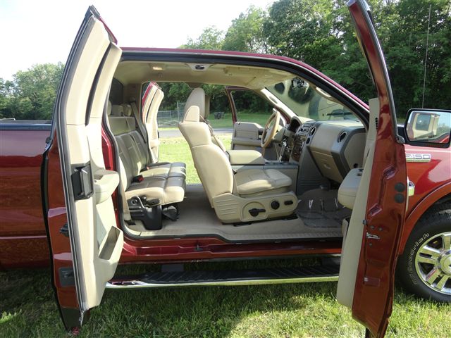 2006 Ford F150 XL 2WD Reg Cab