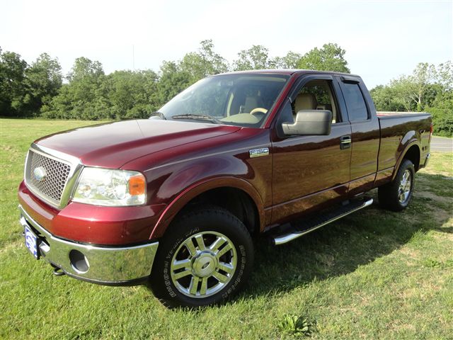 2006 Ford F150 XL 2WD Reg Cab