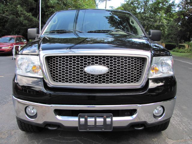 2006 Ford F150 XLT Supercrew Short Bed 2WD