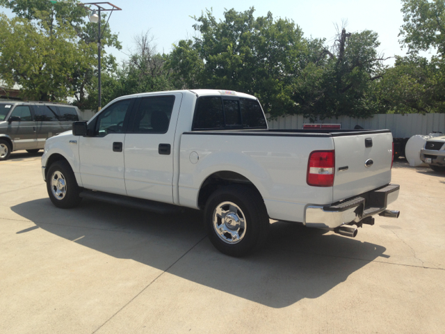 2006 Ford F150 SL Short Bed 2WD