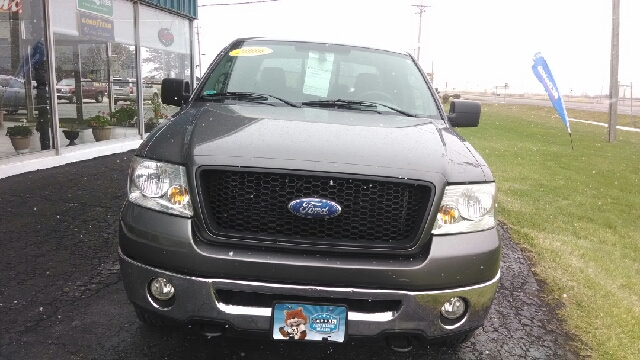 2006 Ford F150 XL 2WD Reg Cab