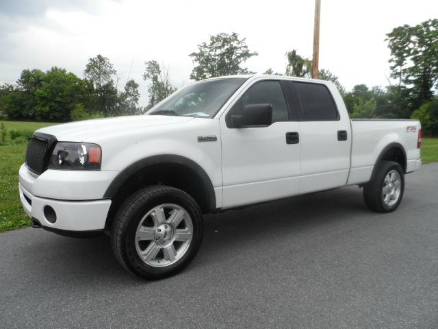 2006 Ford F150 2.4T A SR 4dr Sdn Auto W/sunro