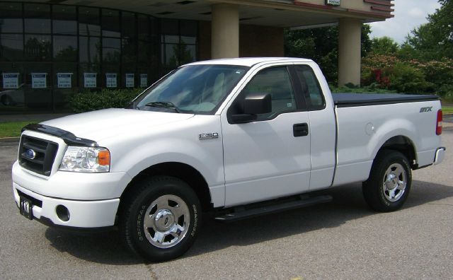 2006 Ford F150 LX V6 Coupe