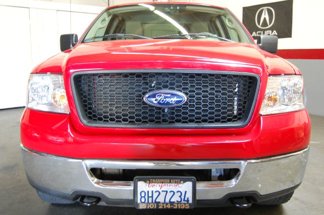 2006 Ford F150 XL 2WD Reg Cab