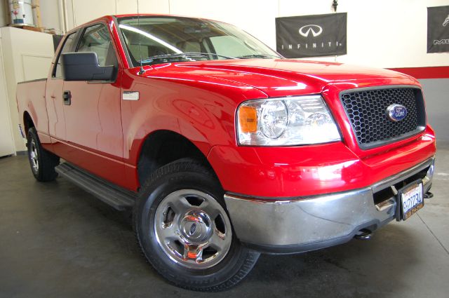 2006 Ford F150 XL 2WD Reg Cab