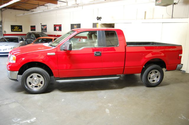 2006 Ford F150 XL 2WD Reg Cab