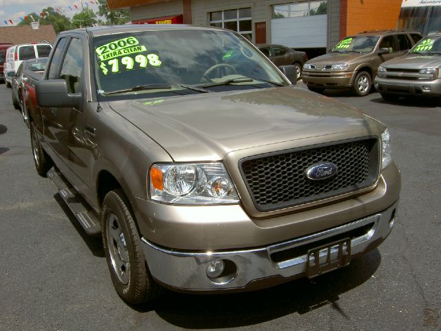 2006 Ford F150 XL Lift Bucket Utility