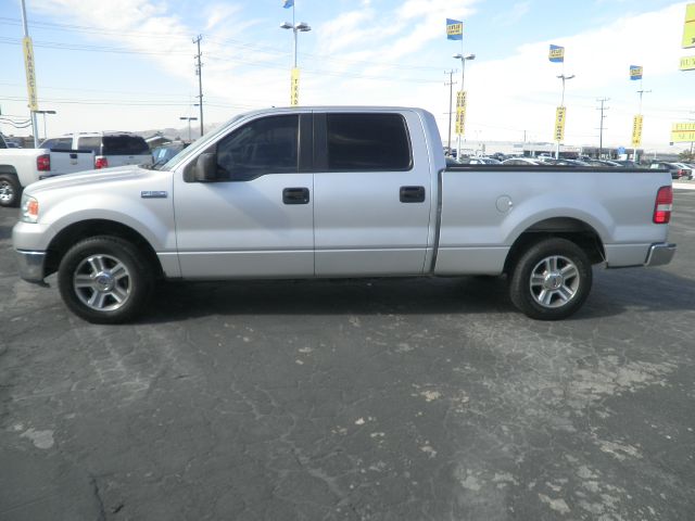 2006 Ford F150 SL Short Bed 2WD