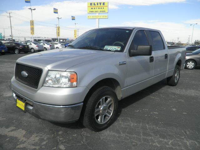 2006 Ford F150 SL Short Bed 2WD