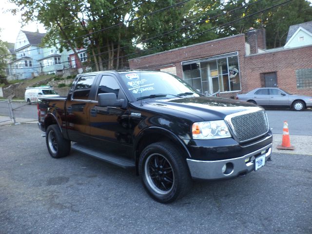 2006 Ford F150 XLT Supercrew Short Bed 2WD