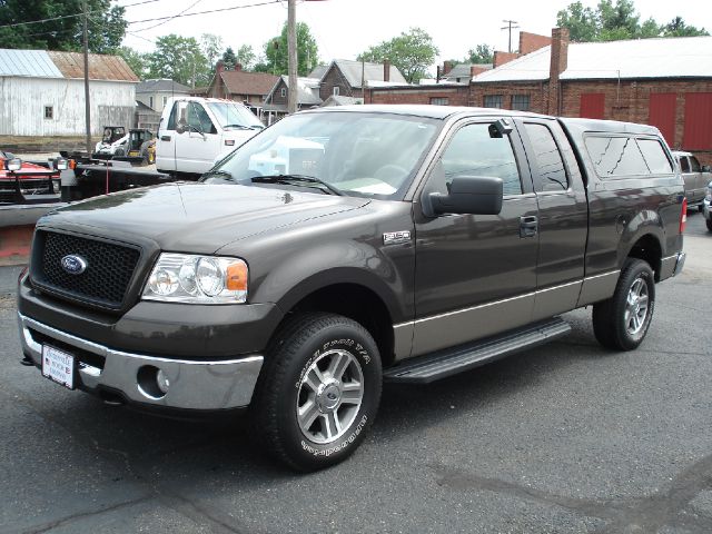 2006 Ford F150 XL 2WD Reg Cab