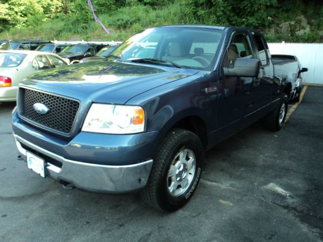 2006 Ford F150 XL 2WD Reg Cab