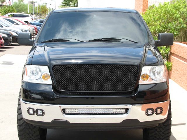 2006 Ford F150 SL Short Bed 2WD