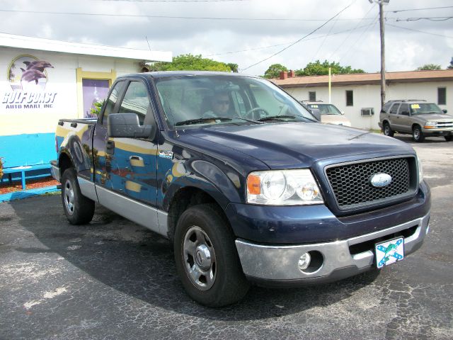 2006 Ford F150 4dr Sdn W/1sa Ltd Avail Sedan