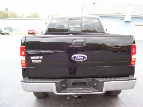 2006 Ford F150 XL 2WD Reg Cab