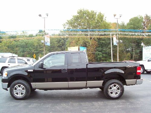 2006 Ford F150 XL 2WD Reg Cab