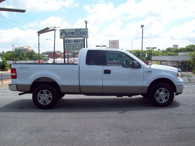 2006 Ford F150 XL 2WD Reg Cab