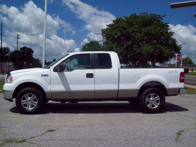 2006 Ford F150 XL 2WD Reg Cab