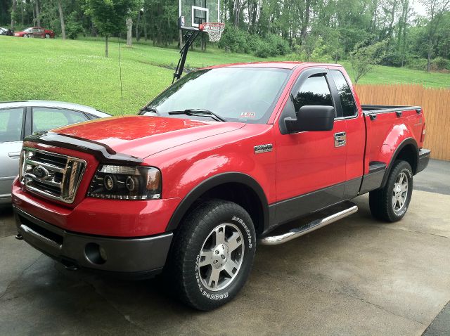 2006 Ford F150 Club Cab 131 WB