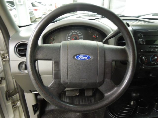 2006 Ford F150 XLT Supercrew Short Bed 2WD