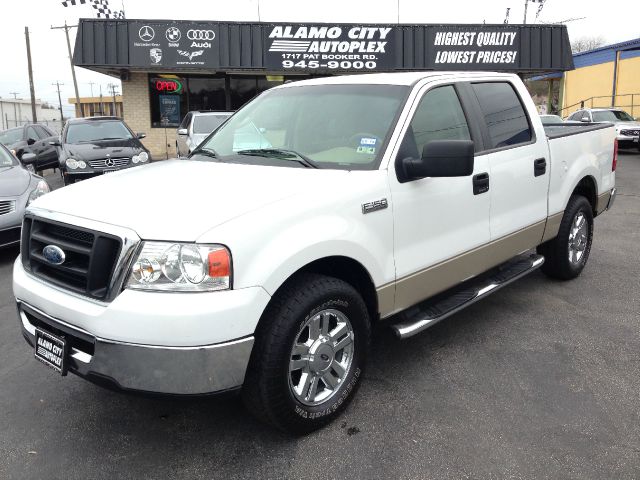 2007 Ford F150 SL Short Bed 2WD