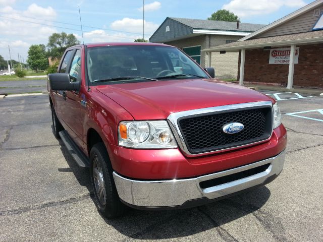 2007 Ford F150 SL Short Bed 2WD