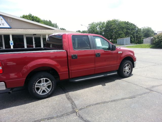 2007 Ford F150 SL Short Bed 2WD