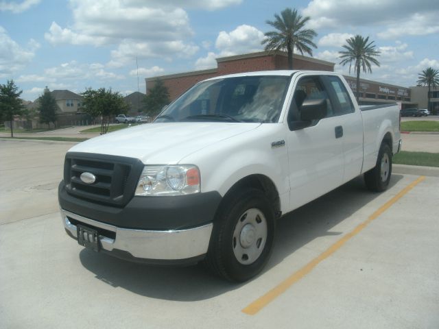 2007 Ford F150 SLE- 4X4