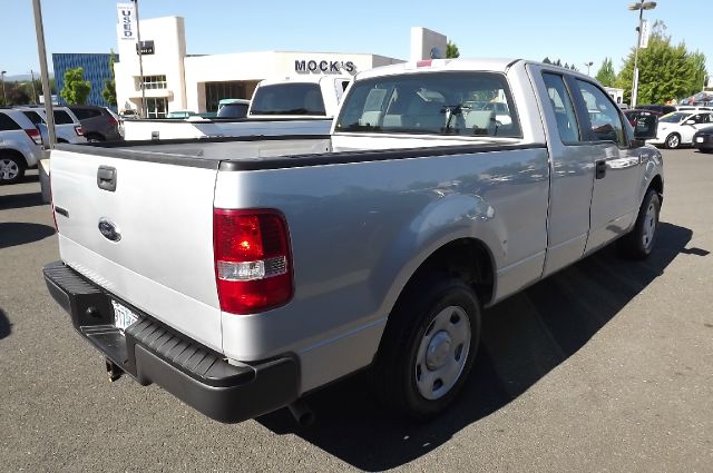 2007 Ford F150 SLE- 4X4