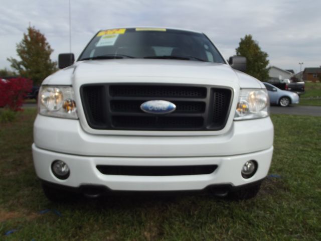 2007 Ford F150 XL Supercab Short Bed 2WD