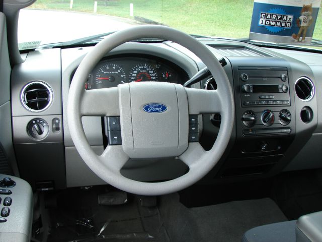 2007 Ford F150 LX V6 Coupe