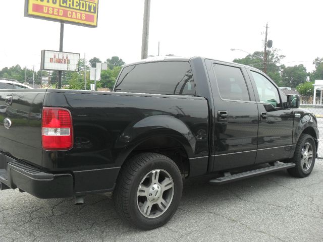 2007 Ford F150 SL Short Bed 2WD