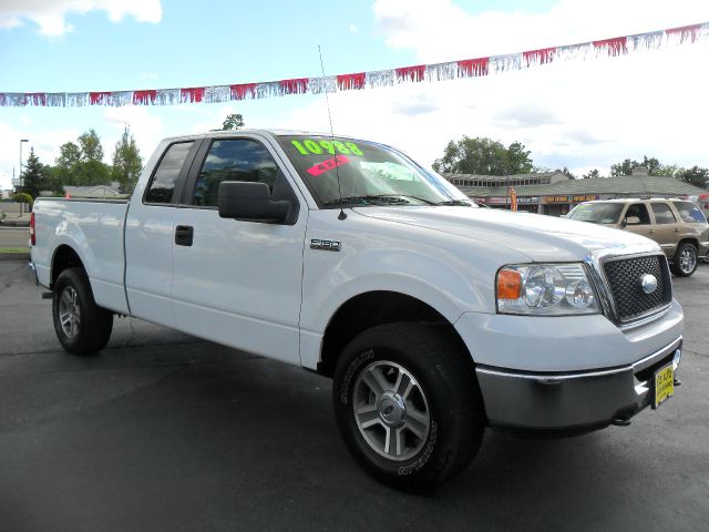 2007 Ford F150 CREW CAB RTL W/leather