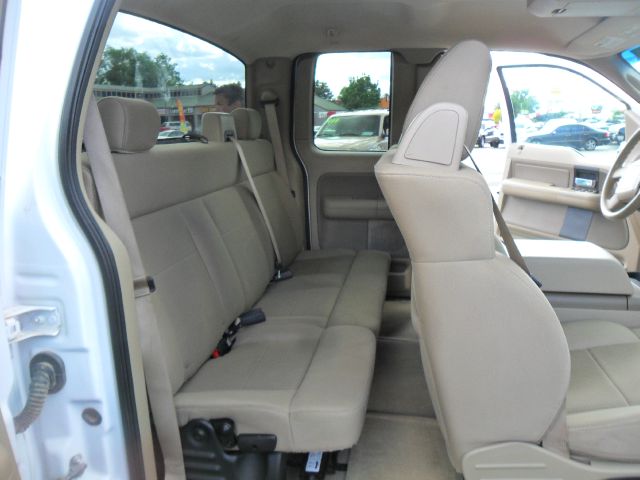 2007 Ford F150 CREW CAB RTL W/leather