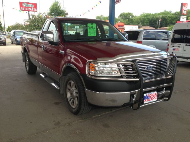 2007 Ford F150 LT. 4WD. Sunroof, Leather