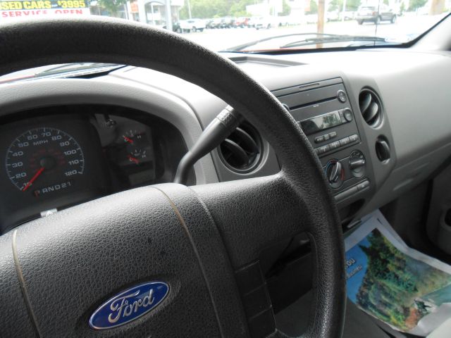 2007 Ford F150 REG CAB 119.