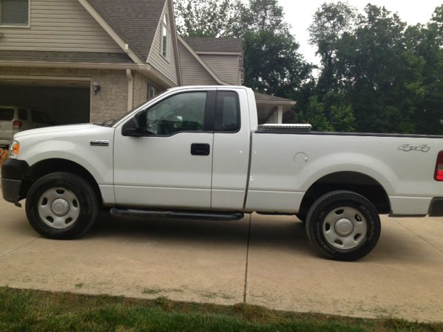 2007 Ford F150 Crew Cab Short Box 2-wheel Drive SLE