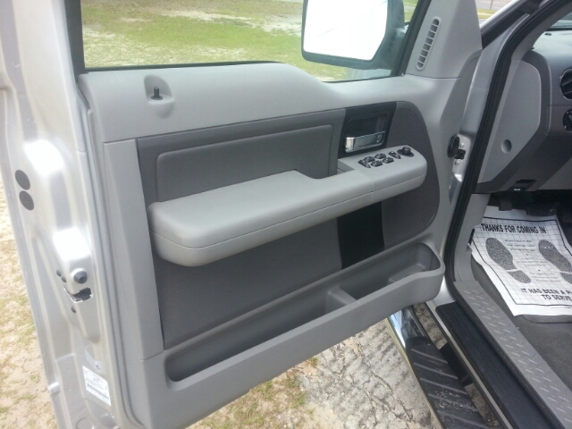 2007 Ford F150 REG CAB 119.