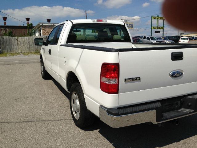 2007 Ford F150 SLE- 4X4