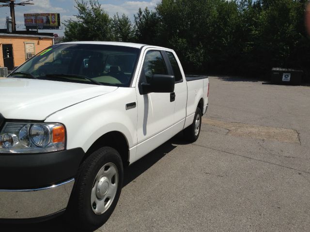 2007 Ford F150 SLE- 4X4