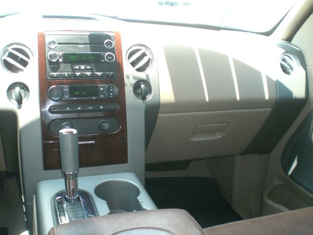 2007 Ford F150 Premier 2WD 4-cyl Auto